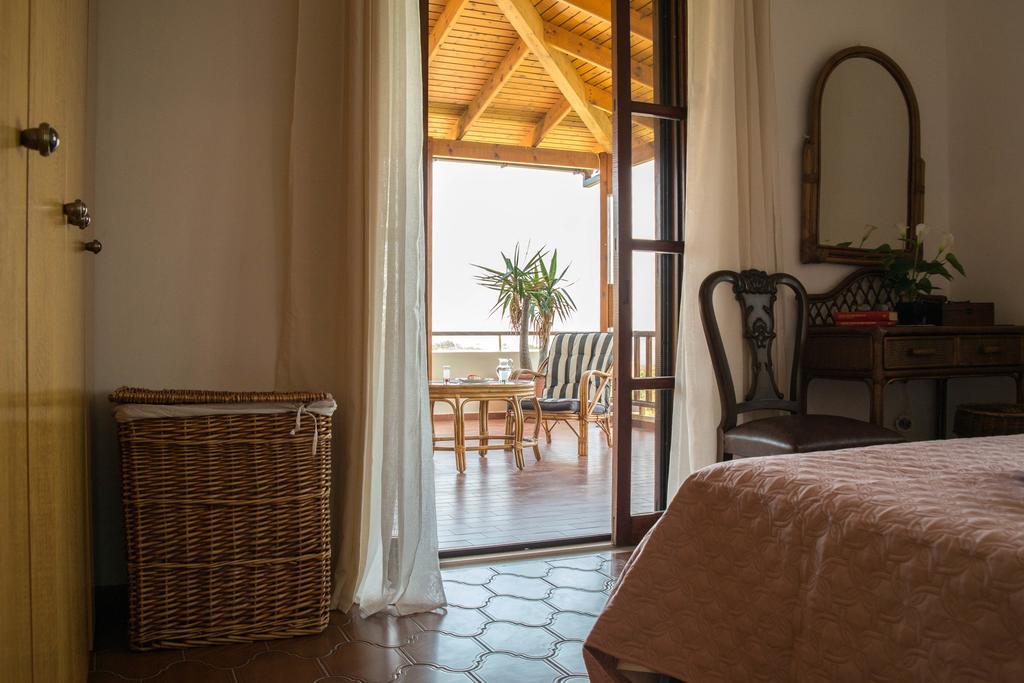 Alexandra Villa Stalos Luaran gambar