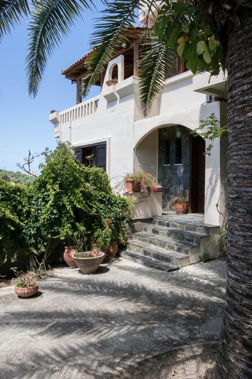 Alexandra Villa Stalos Luaran gambar